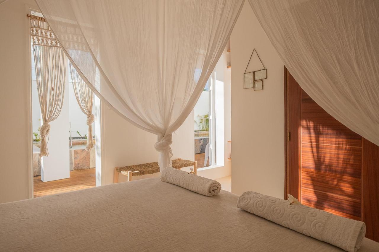 La Kazaka Terre Sainte Bed & Breakfast Exterior photo