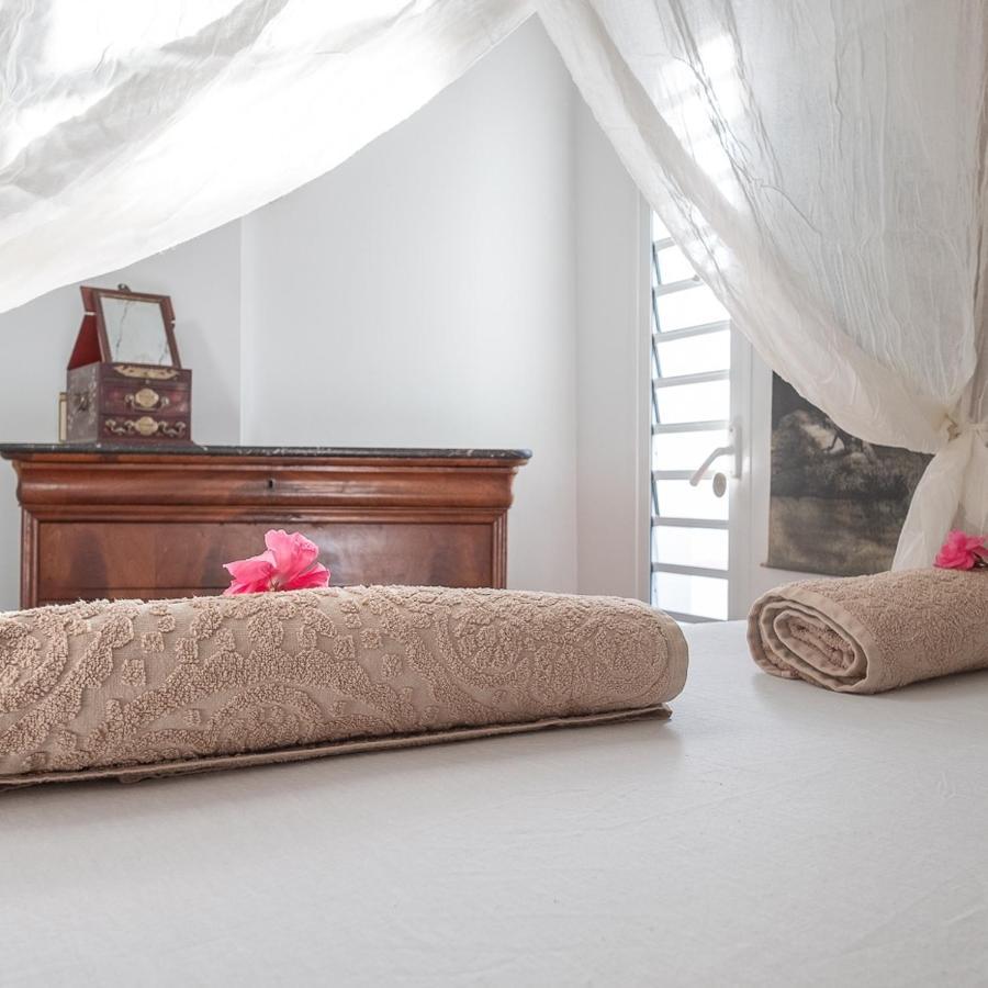 La Kazaka Terre Sainte Bed & Breakfast Exterior photo